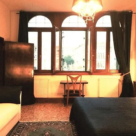 Charming House Gran Canal Appartement Venetië